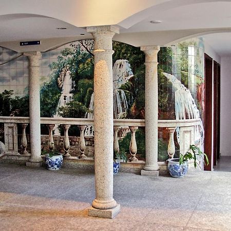 ホテル Casa De Retiros N. S. Perpetuo Socorro ギマランイス エクステリア 写真